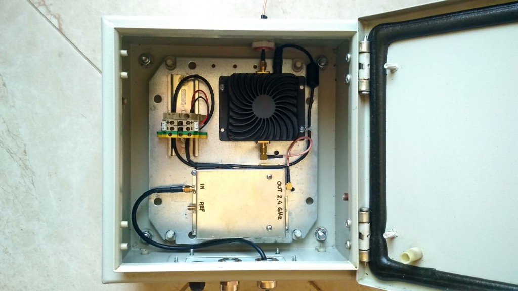 2.4 GHz Uplink converter